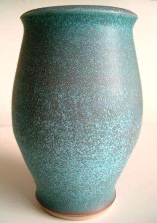 Vase bleu de cuivre cristallis